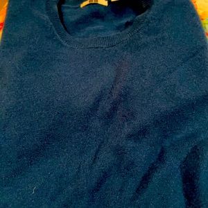 100% cashmere men's sweater.